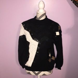 VINTAGE SWEATER